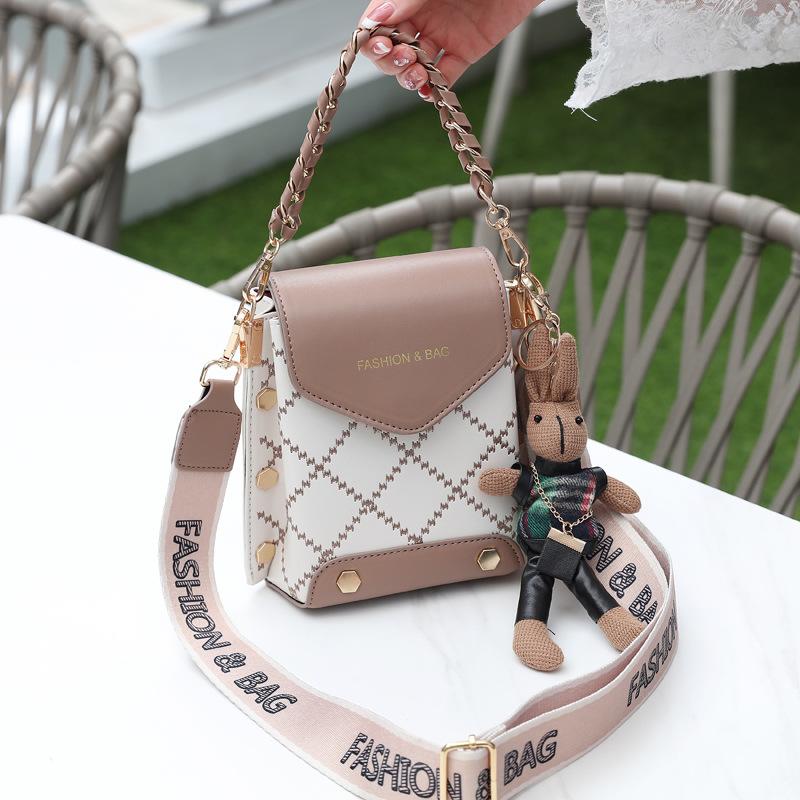Women's Shoulder Bag Fashion Trendy Women's Bag Messenger Bag High-quality Casual Small Square Bag Women Purse Mobile Phone Bag