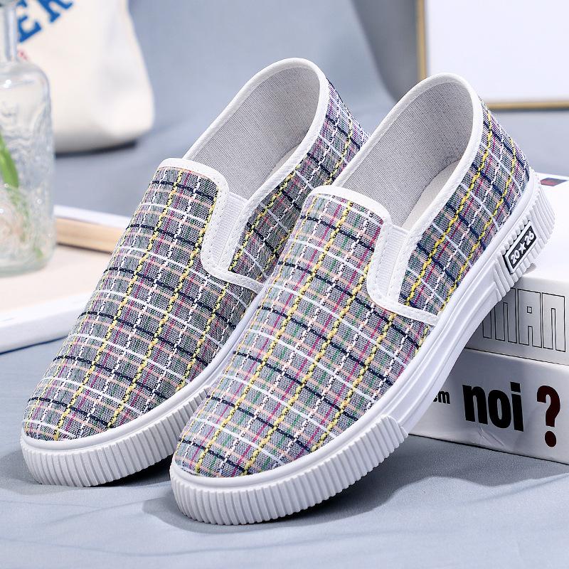 New canvas shoes women's flat-soled student shoes street stall soft-soled non-slip casual shoes