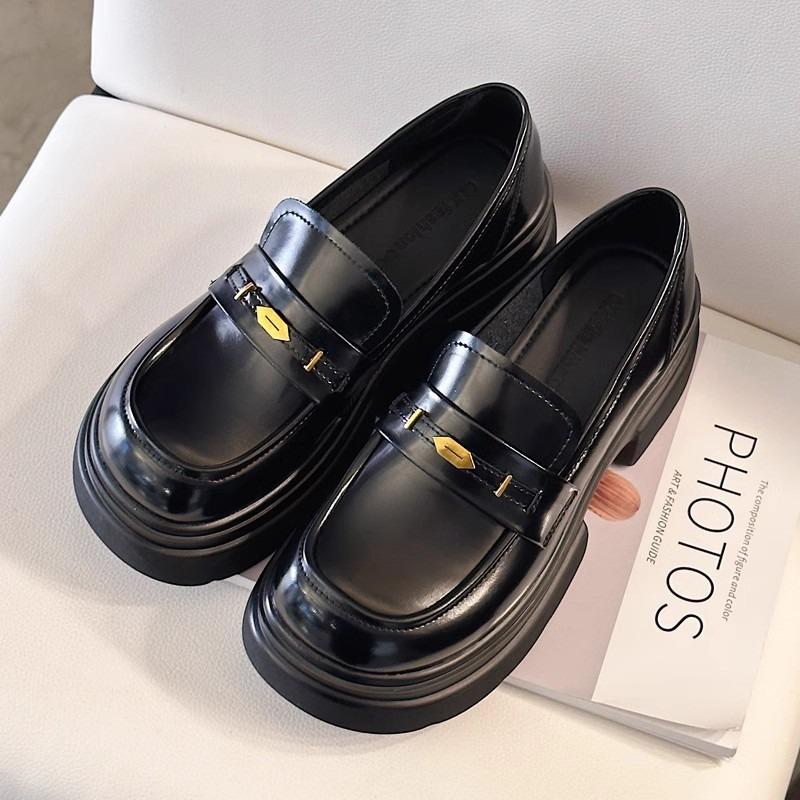 

Женские кожаные туфли в британском стиле Zhike, осень 2025, на толстом каблуке, одинарные туфли на высокой платформе, черные лоферы-слипоны 35 чёрный