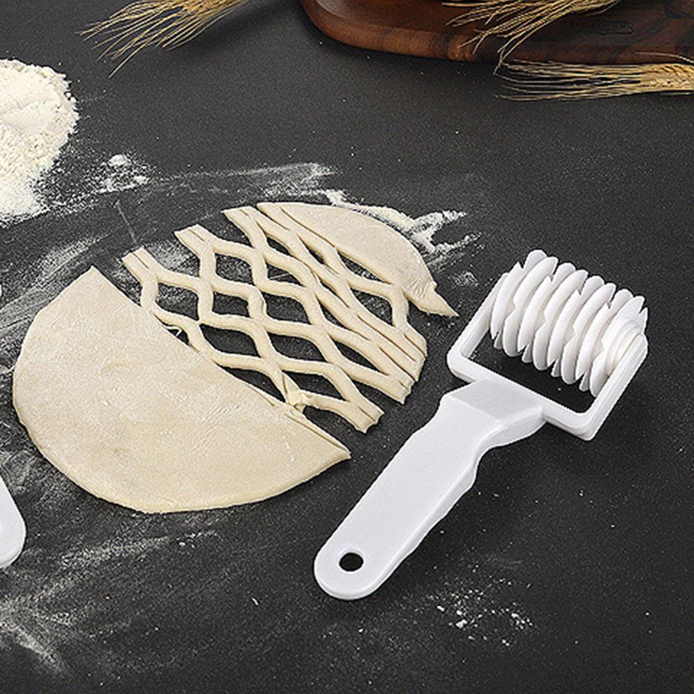 1PC Baking Tools Plastic Broach Knife Roller Knife Hob Cookie Pizza Pie Crust Cake Mold For Cookie, Pizza, And Pie Crusts