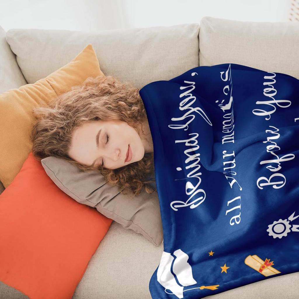 2025 Graduation Gifts for Him Her Class of 2025 Blanket College Graduation Gifts for Women Men Graduation Throw Blanket Senior Middle High School Phd