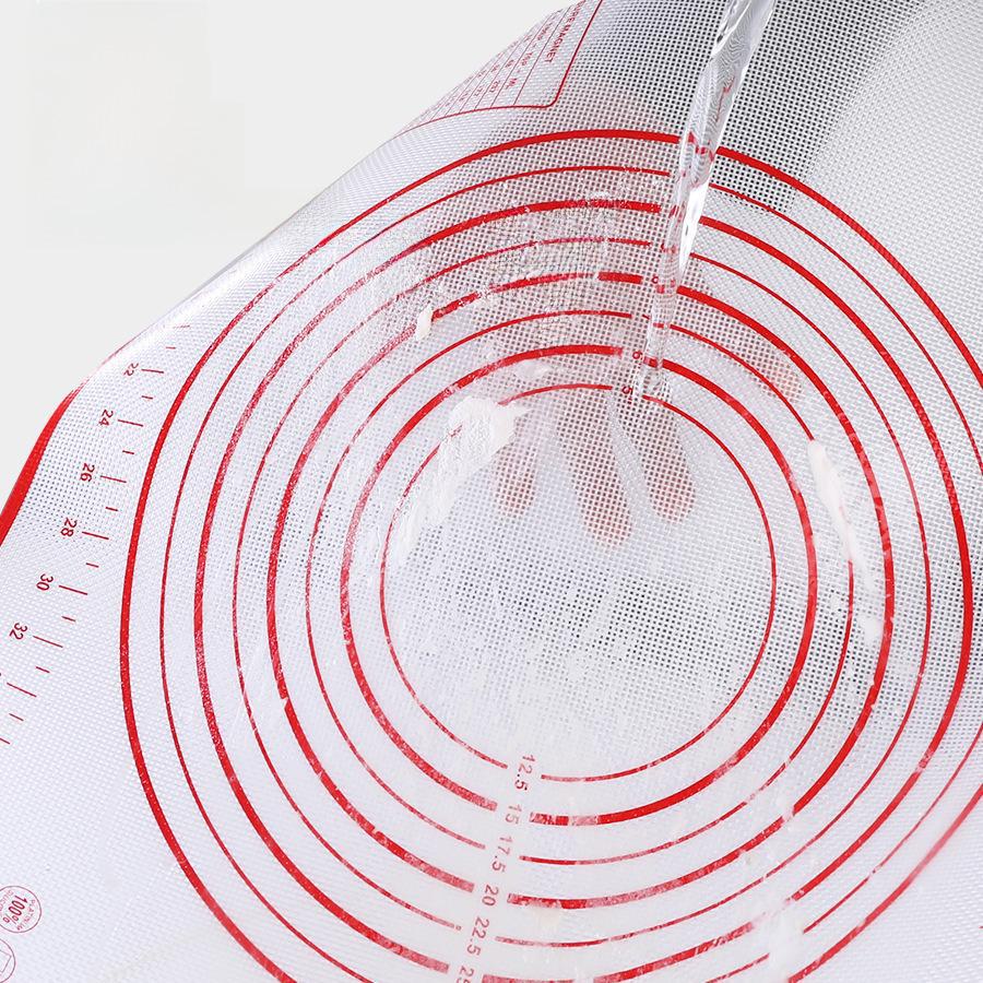 Heavy-Duty Silicone Baking & Kneading Mat with Scale – Heat-Resistant Glass Fiber Rolling Pad