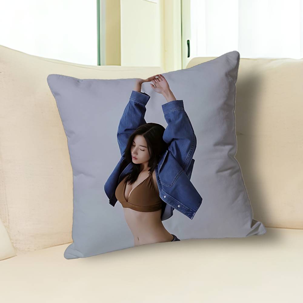 K-Kwons Singer E-Eun-B-Bi Anime Celebrity Merchandise All-Match Printed Pillow Case Sofa Car Office Room Decoration Protector
