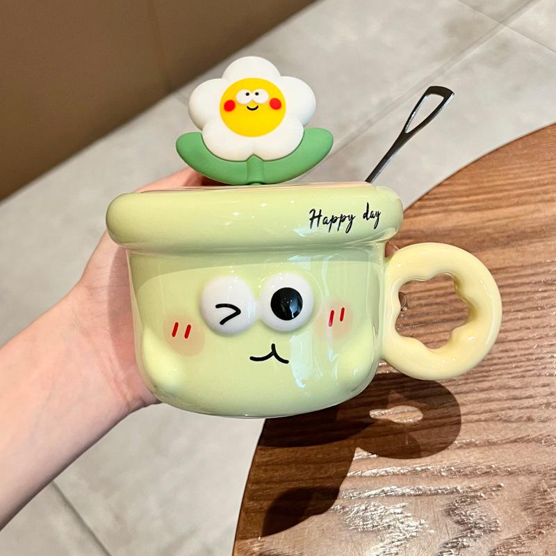 Birthday Gifts for Girls, Cute Flower-shaped Ceramic Mugs, High-value Drinking Cups with Lids and Spoons As Gifts