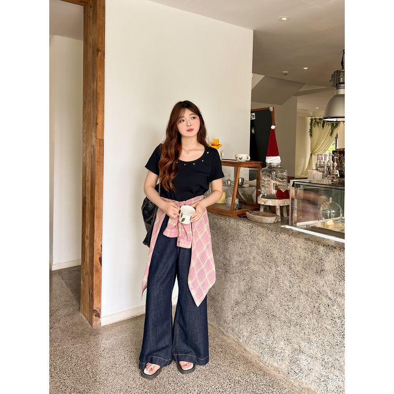 DM100 Plus Size Women's Clothing Summer Slightly Oversized Girls Shoulder Slim Looking Loose Slim Fit U Collar Short Sleeve Dopamine T-shirt