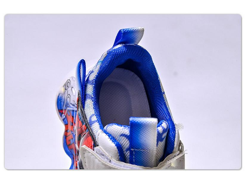 2025 Spring/Summer Boys' Breathable Light-Up Mesh Running Shoes - Trendy Cartoon Luminous Sneakers for Little Boys