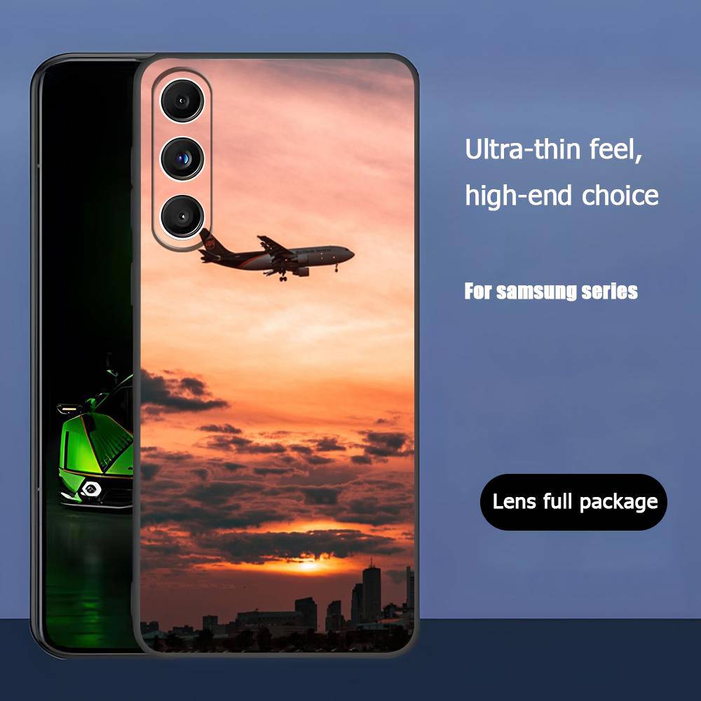Airplane Travel Sky Luxury Black Phone Case For Samsung Galaxy S23 S24 S25 Ultra S22 Plus S21