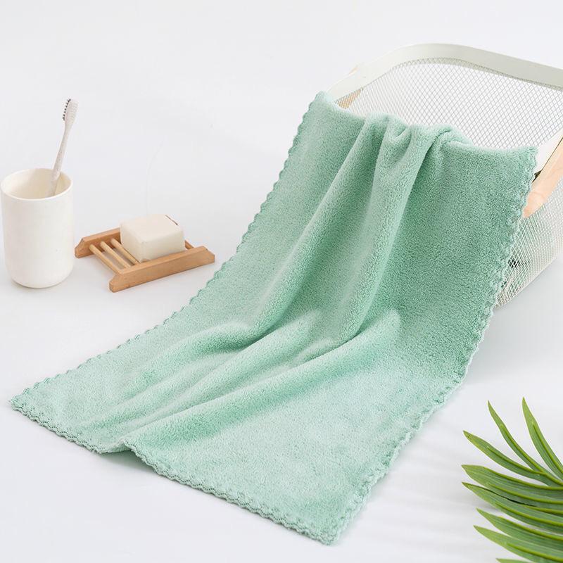 

Thickened Soft Coral Fleece Bath Towel - Absorbent, Solid Color, Perfect for Adults. 30*30cm Face Towel зелёный