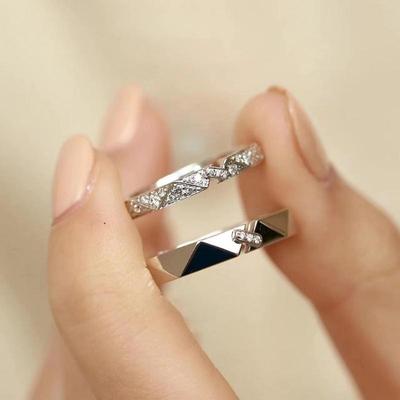 Minimalistische Partnerringe im koreanischen Stil: Leichtes Luxusdesign für Männer & Frauen