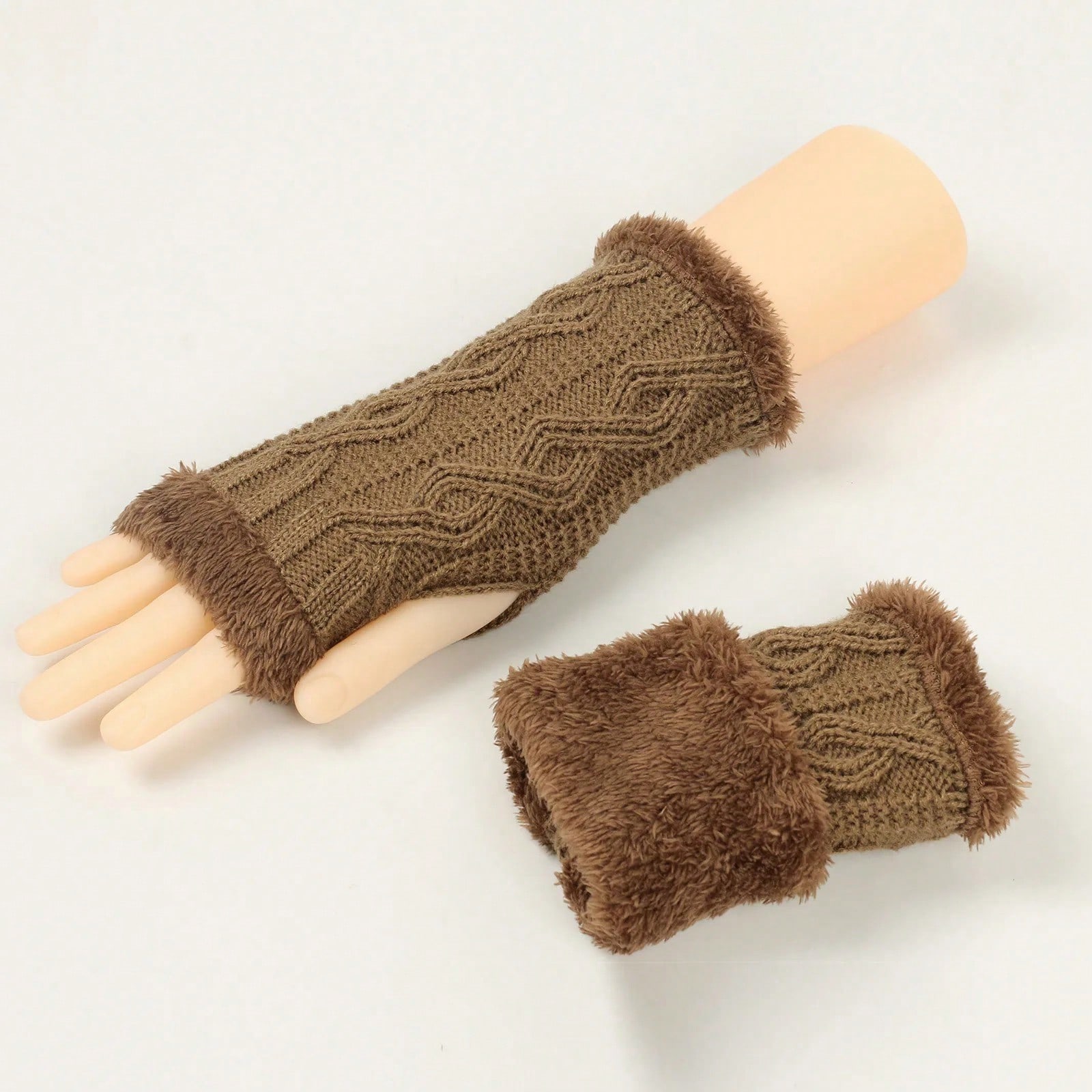 Half Finger Gloves for Women s Soft Winter Warmth Luxury Solid Color Plush Knitted Fingerless Gloves Fuzzy Knitted Gloves темные хаки