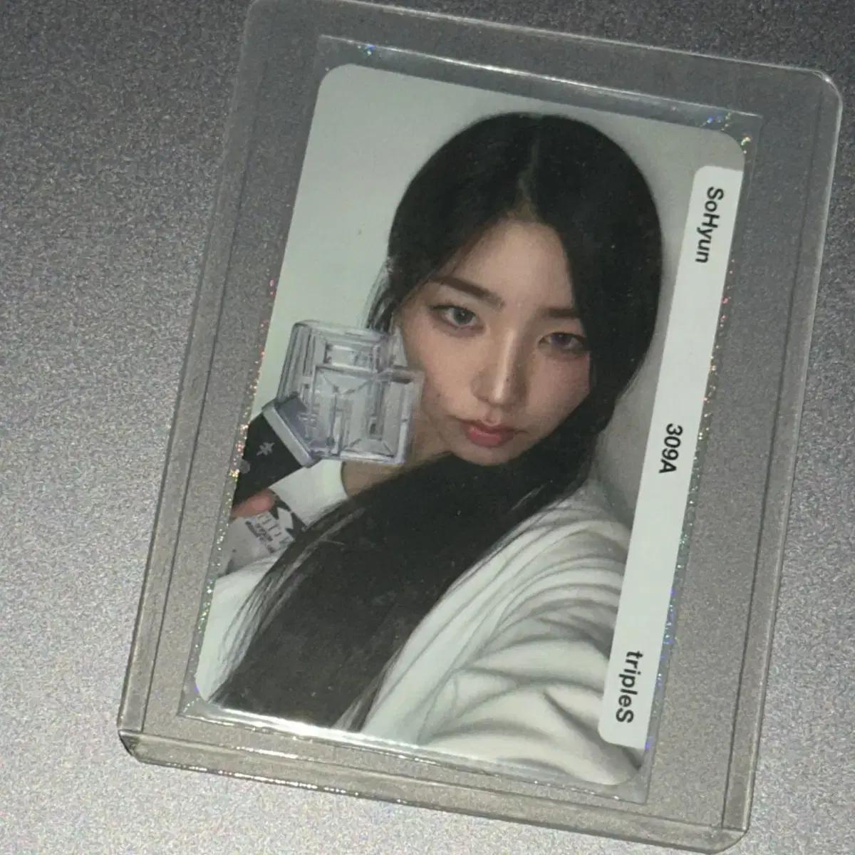 

Triples Sohyun Park Sohyun Lightstick Object Photocard