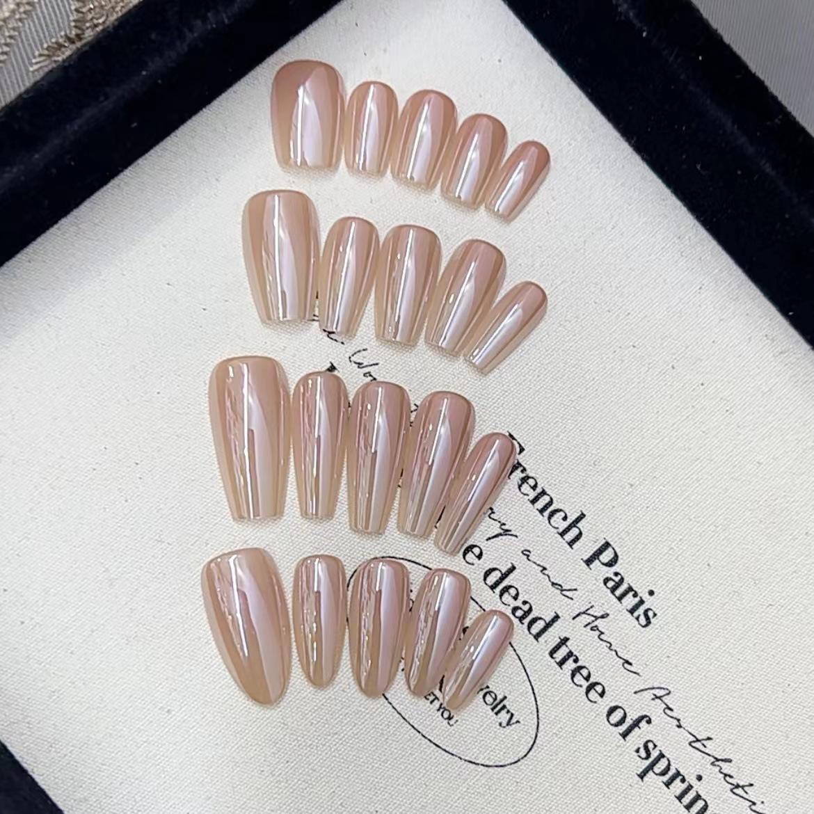 

Pure Hand-made Phototherapy Wearable Nail Tablet Gradient Electroplating, Finished Wearable Nail Patches Reused Nail Patches Extra small xs