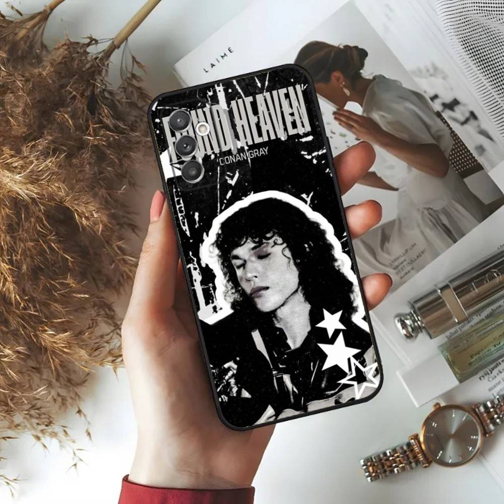 

Singer C-Conan g-Gray Phone Case For Samsung S24,23,22,30,21,10,9,Ultra,Plus,Lite,FE,5G Black Soft Case Samsung S24