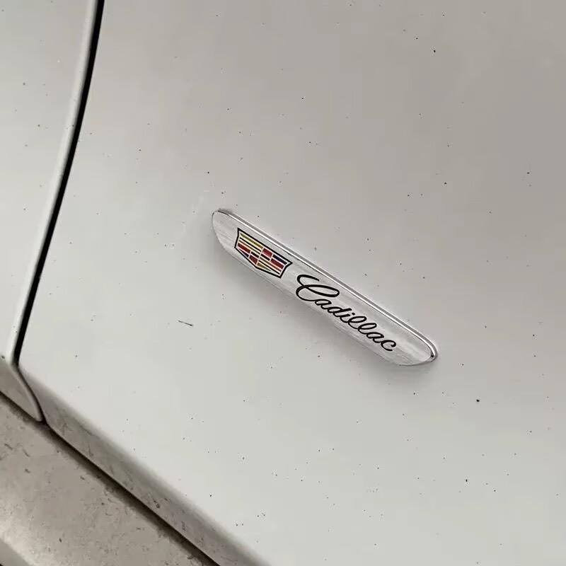 9.5x1.5cmMetal Car Fender Side Emblem Stickers Rear Trunk Badge for Cadillac ATS BLS CT4 CT5 CT6 CTS EXT SLS STS XT4 XT5 XT6 XTS