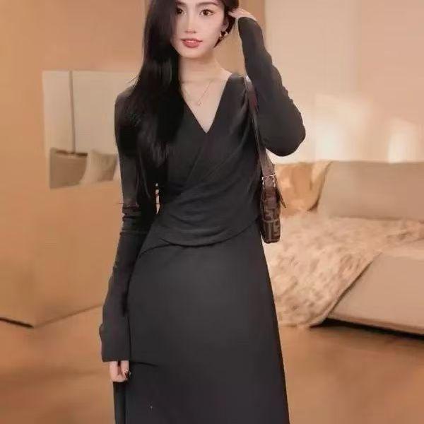 

Spring 2025 High-Quality French Knit Drapey Dress - Women s Fashion Base Layer L (recommended for 105-120 jin) темно-сірий