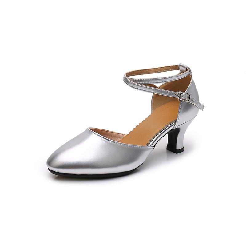 Moderní taneční boty pro ženy Měkká gumová podrážka Dámské boty na salsu, latinu, společenský tanec na párty Podpatek 5,5 cm