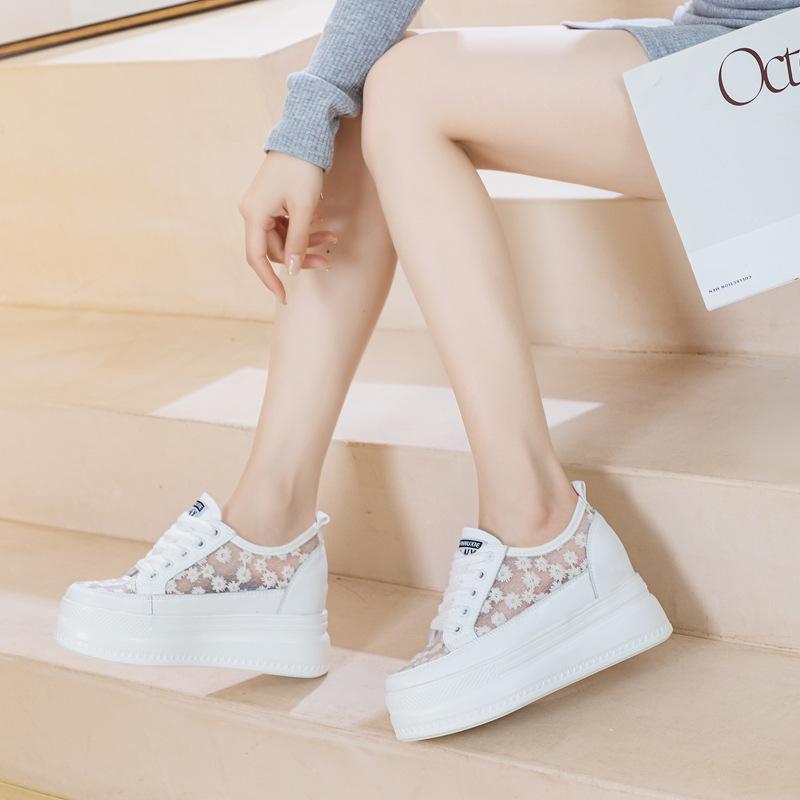 

Little white shoes women s summer 2025 new breathable flower mesh thick-soled women s casual mesh shoes trendy casual 39 белый