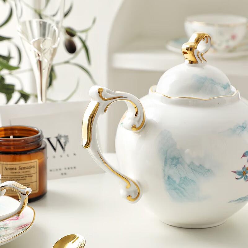 WOOCH Magpie Good Omen Ceramic Tea Set