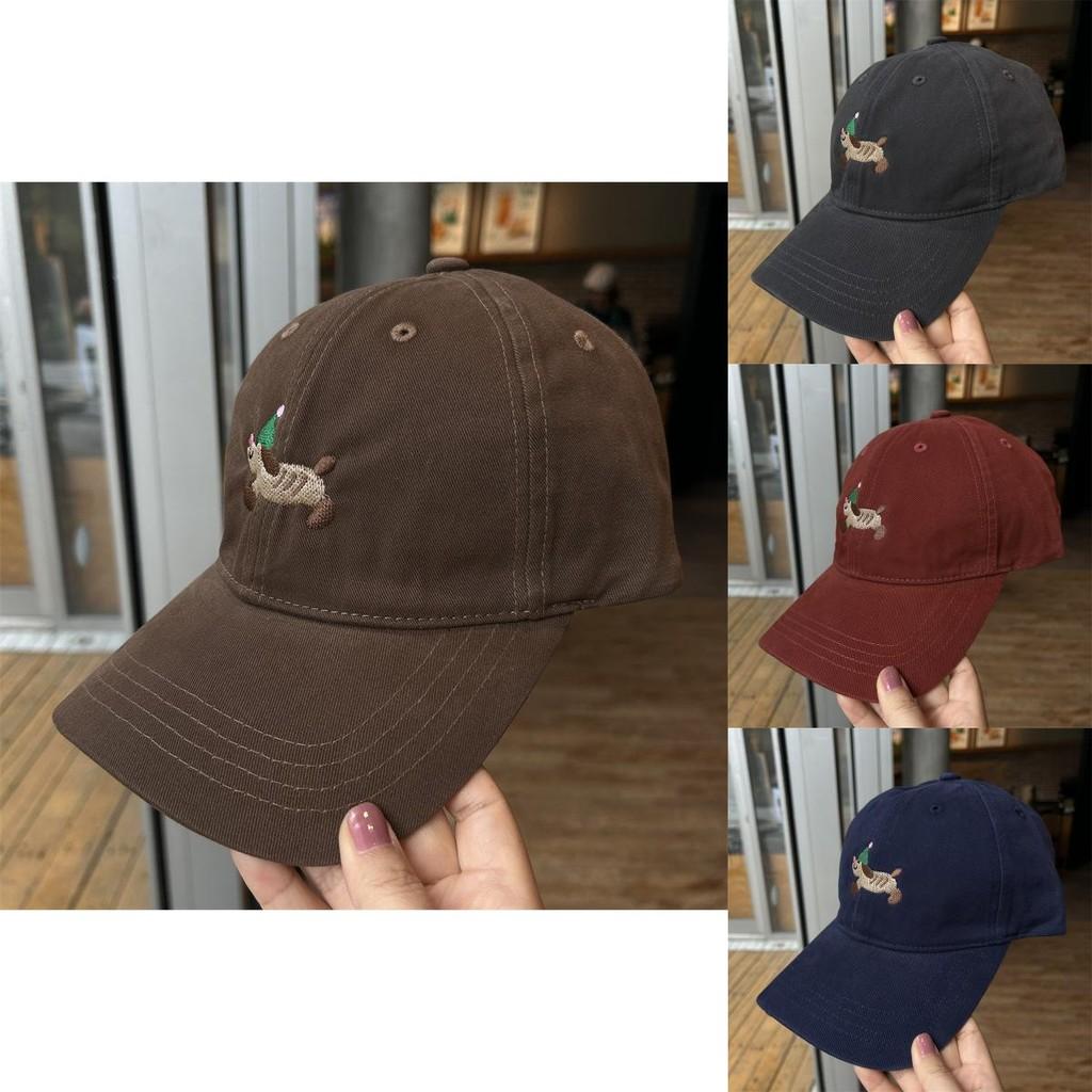 Adorable Dachshund Dog Embroidered Baseball Cap For Fall Fashionable Sun Protection