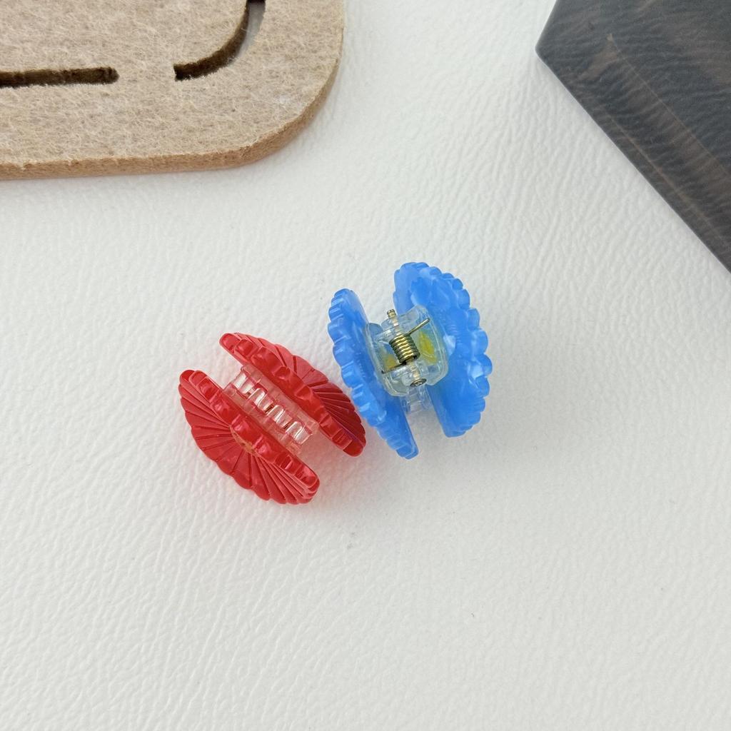 Charming Sunflower Mini Hair Clips - 2.9cm Cute Flower Side Clips