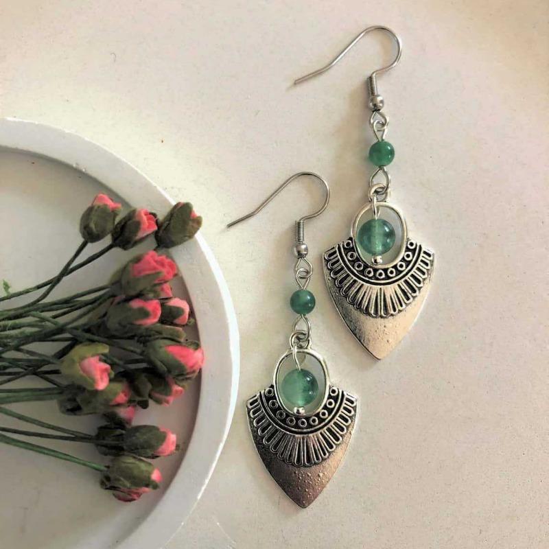 Retro Ethnic Green Aventurine Bead Ancient Silver Shield Dangle Earrings for Women Bohemian Tribal Lucky Jewelry Festival Gift