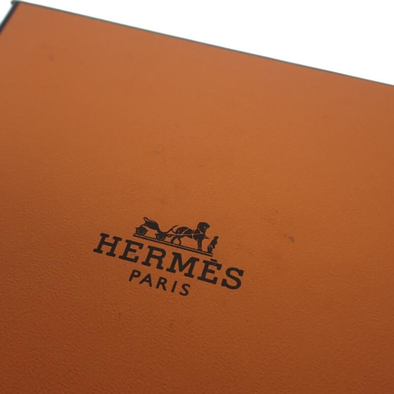 HERMES   Bracciale nero Scatola sciarpa Donna