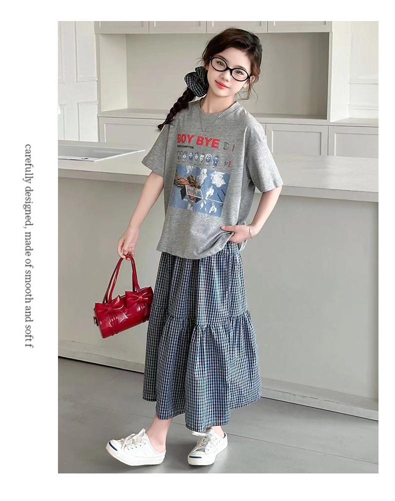 Girls' summer plaid skirt set, children's Korean style casual loose short sleeved shirt, big children's half skirt two-piece set