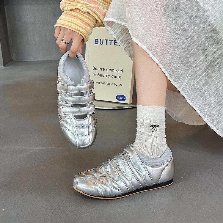 

Модная плоская обувь Мэри Джейн, женская новая дышащая обувь на липучке, маленькие белые туфли, спортивная и повседневная обувь 40 серебряный