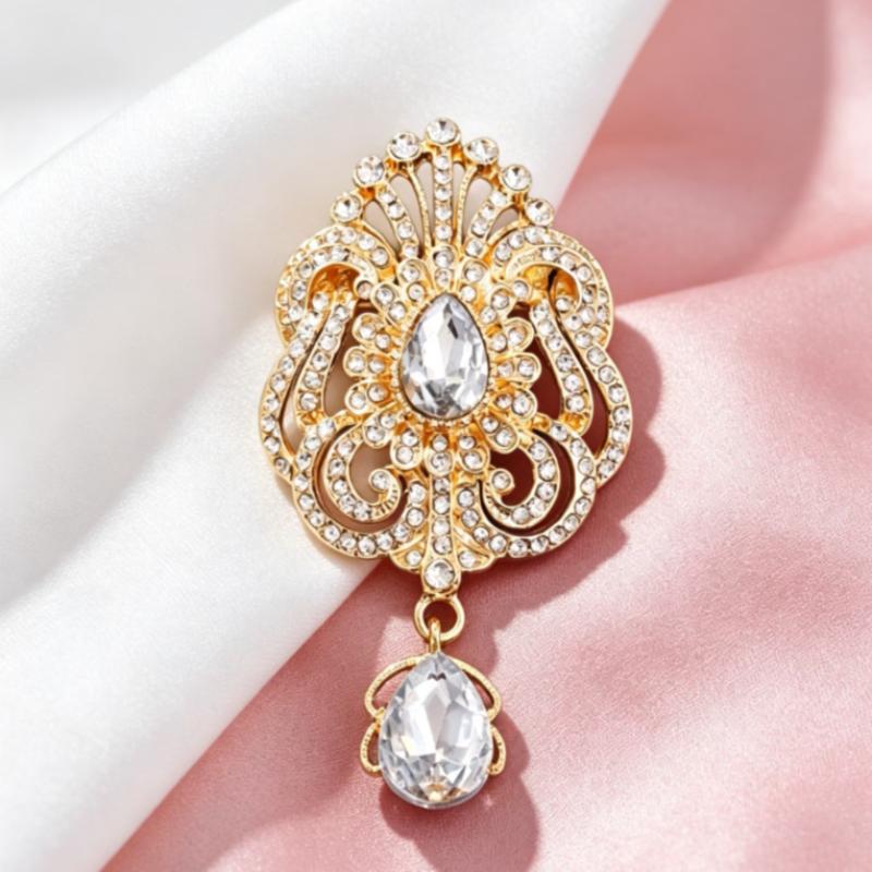 Vintage Rhinestone Brooch Unique Teardrop Crystal Hollow Design Delicate Alloy Ornament for Wedding Anniversary Gift