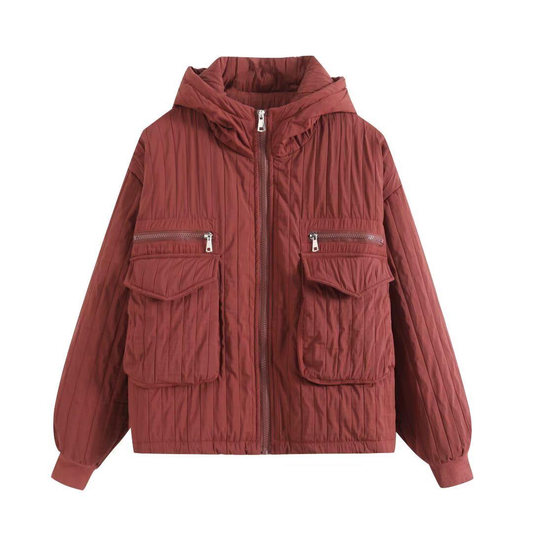 

Женская мода осень 2024: Хлопковая куртка с капюшоном в европейском и американском стиле, трехцветная, с карманами на молнии One Size вино красного