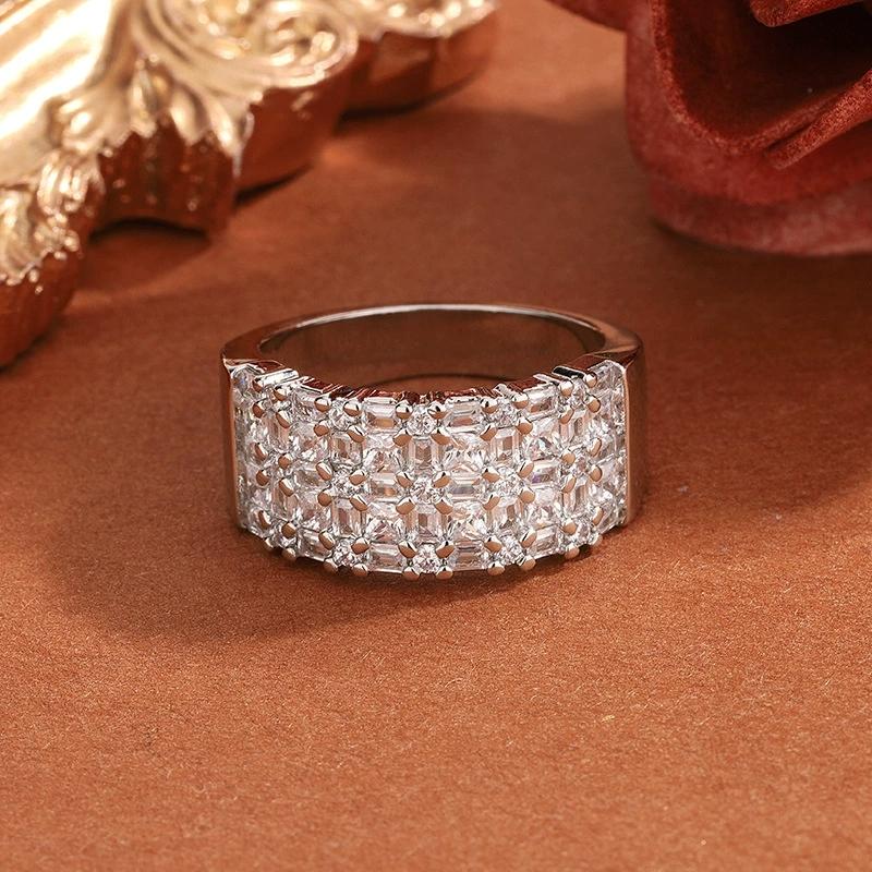 Sparkling Ladies Fashion AAA Zircon  Silver Ring Zircon Ring Engagement Anniversary Sterling Silver  Senior Lady Ring