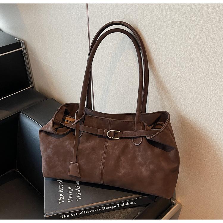 

Сумка-тоут для通勤 женская 2025 новая ретро сумка через плечо модная сумочка нишевая сумка под мышкой темно-коричневого