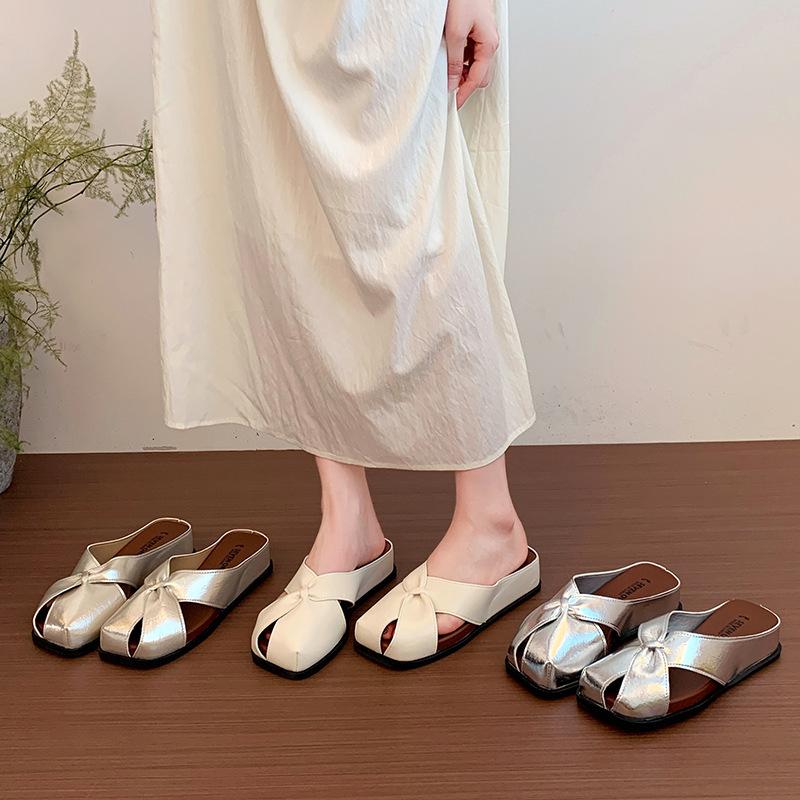 

Thick bottom slope heel silver hollow bag head half slippers women s summer wear 2025 new French temperament Roman cool slippers 40 шампанського