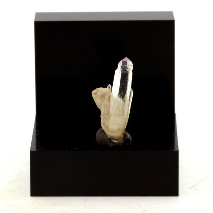 Pierres et Minéraux. Quartz Sceptre inversé. 2.51 ct. Mörchnerkar, Tyrol, Autriche. Rare.