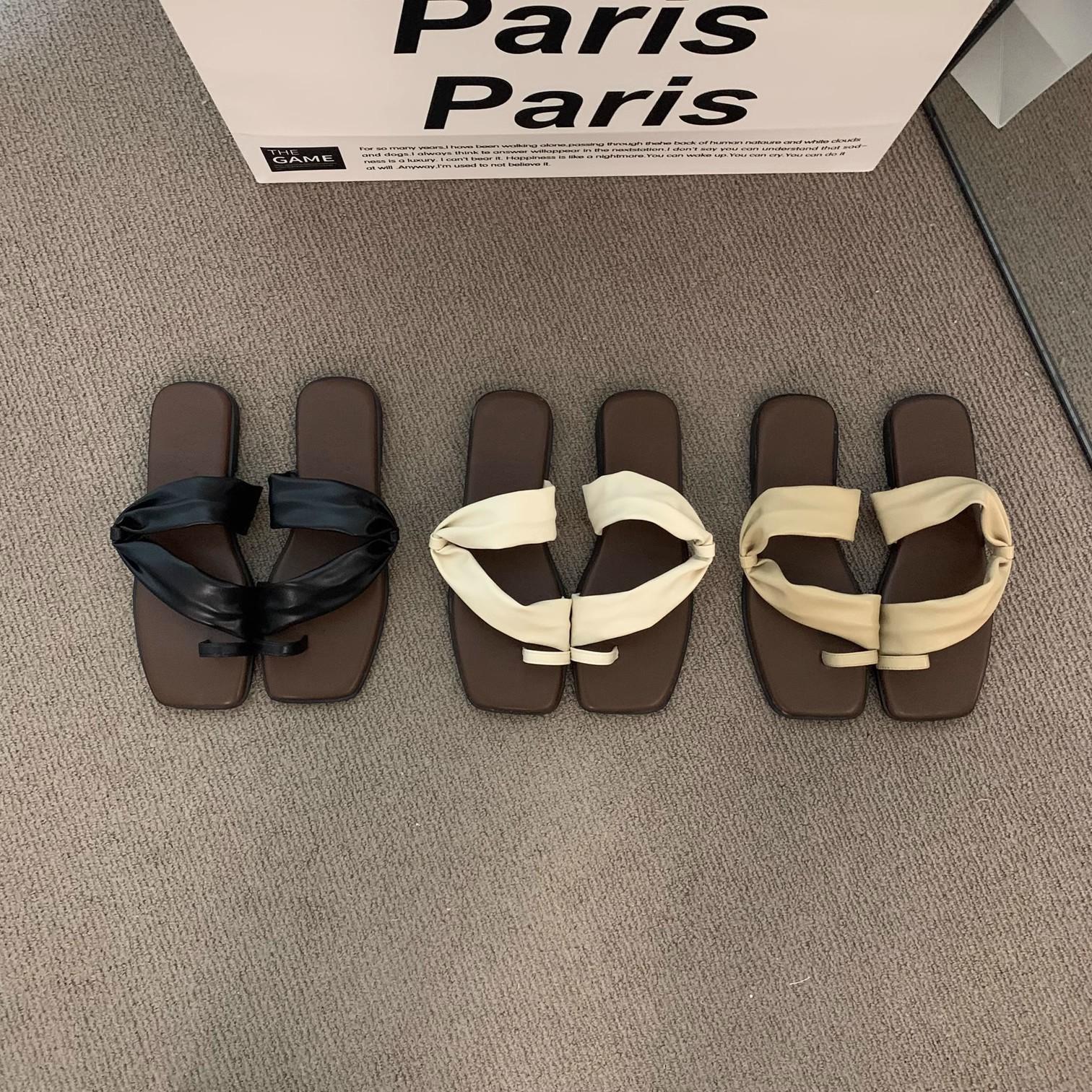 

Set of toe slippers for women to wear in summer, new French stunning fairy with skirt, women s flat-bottomed beach sandals 40