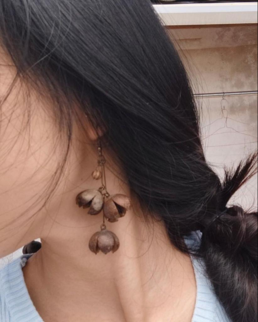 Zapfen Eichel Handgefertigt Echte Pflanze Ohrstecker, Umwandelbar in Ohrclips