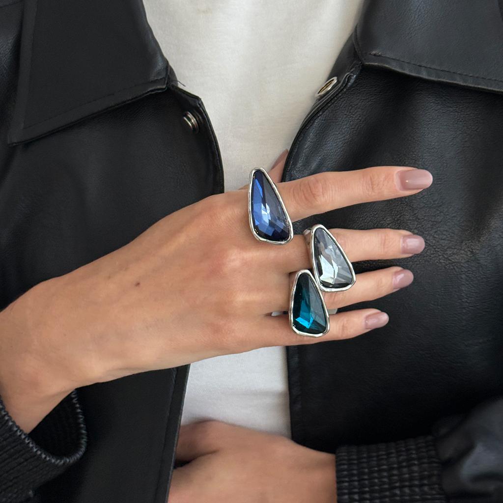 Goth Crystal Rings for Women Simple Geometric Wedding Bridal Finger Rings Trendy 2026 New Year Party Jewelry Gift