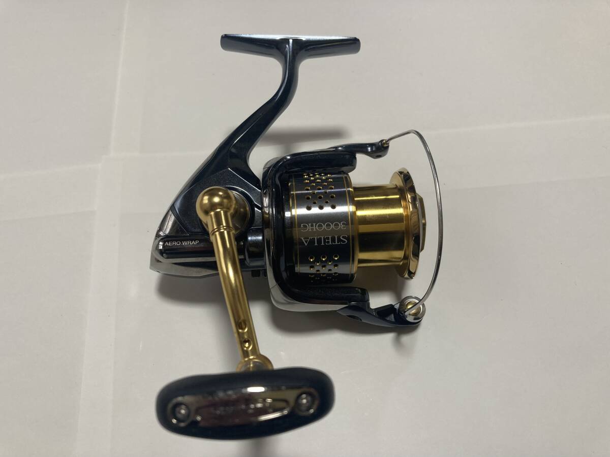 [USED]SHIMANO 10 Stella 3000HG Spinning Reel Excellent Condition Smooth Operation