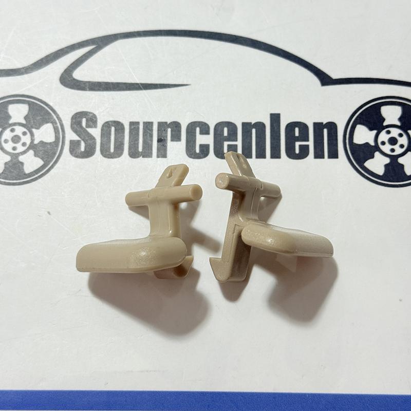 2Pcs Center Console Armrest Latch Clip for Hyundai Sonata 2009 2010 VV 846613K000 84662-3K000 Interior Accessories