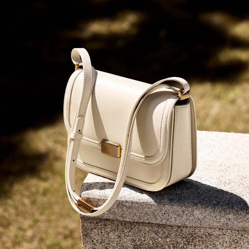 

Mrs. Qiao Bag Women s 2025 New Crossbody Bag Autumn Winter Tofu Small Square Bag White Shoulder Bag Genuine Leather Women s Bag Long22CM*Thick7.5CM*High1 бежевый
