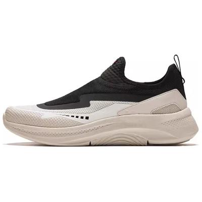 Shock Absorbing Non-Slip Durable Low-Top Casual Shoes Men Sneakers Black White 912427702-2