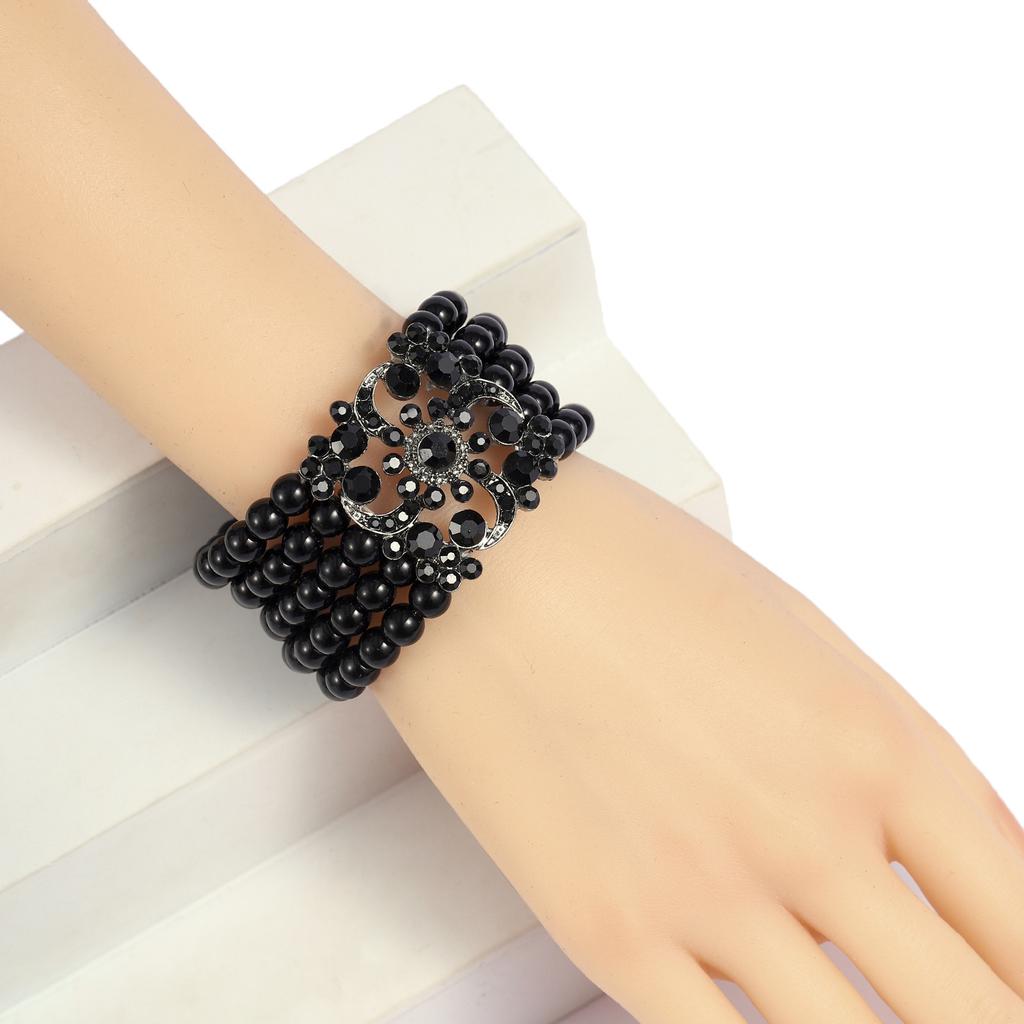 Retro multi-layer pearl diamond bracelet pearl bracelet European and American temperament evening dress versatile bracelet