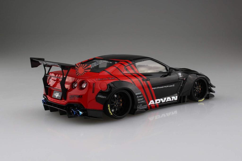 AOSHIMA Liberty Walk Series LB Works R35 Type 2 Plastic Model 1/24 No.13 GT-R Ver.2
