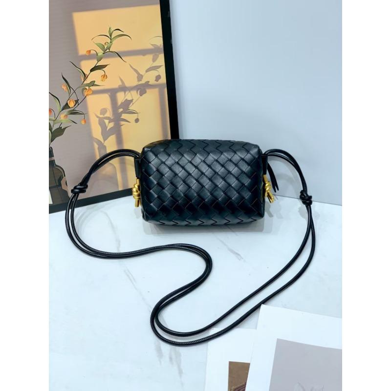 New wind braided camera bag, metal node braided small square bag, niche soft leather single shoulder messenger women's bag