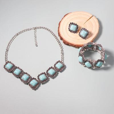 Geometric Temperament Versatile Necklace Set Retro Light Luxury Design Earrings Light Green Jewelry Bracelet