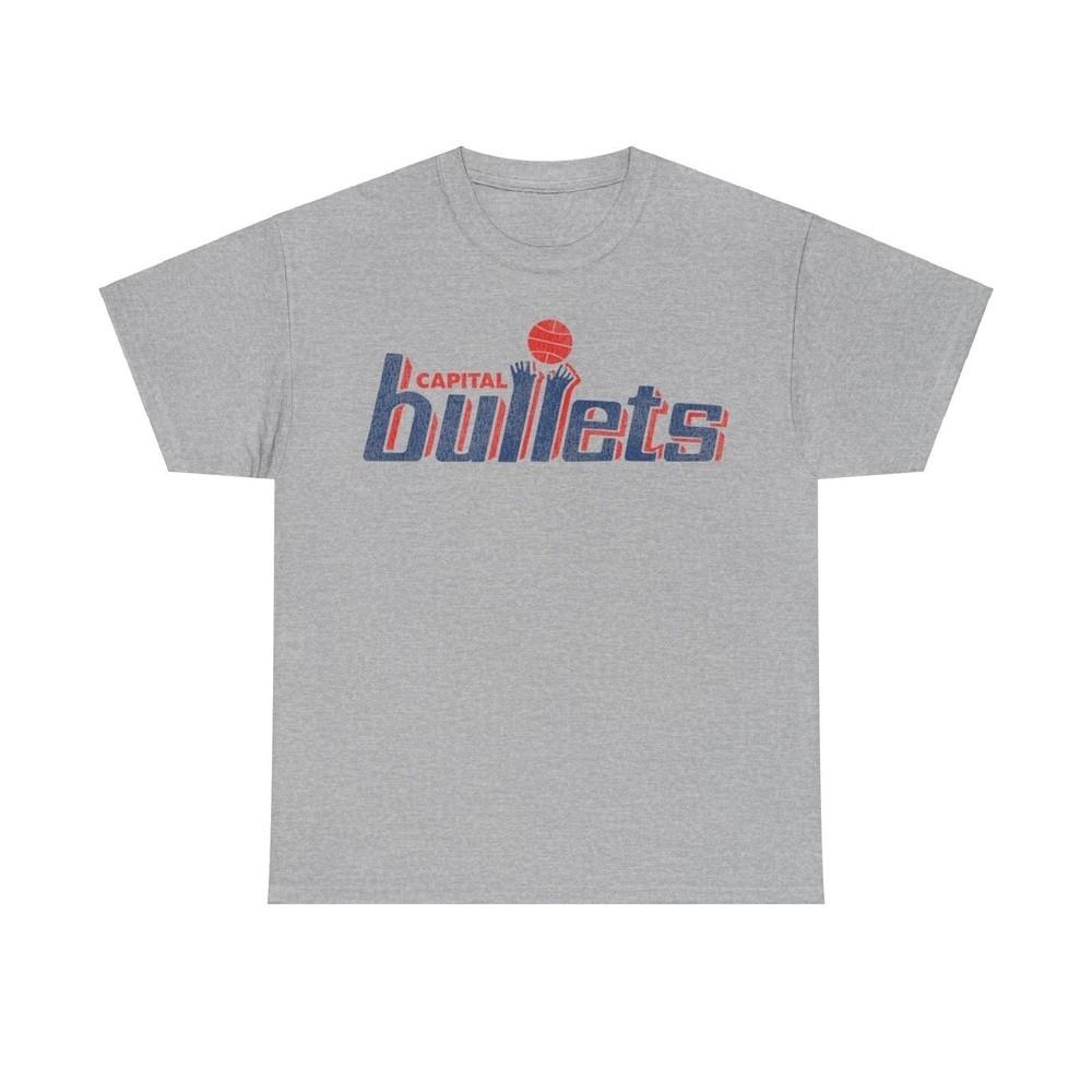 

Capital Bullets Basketball Team Nostalgic Retro Logo T-shirt L