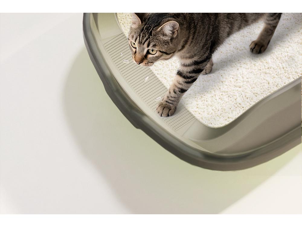 Large Semi-Enclosed Anti-Splash Cat Litter Box with Thickened Corridor Design