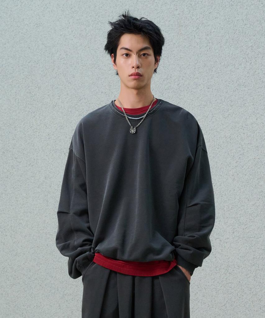 DESIRED Cutout Pigment Sweatshirt-Fesk5102B09
