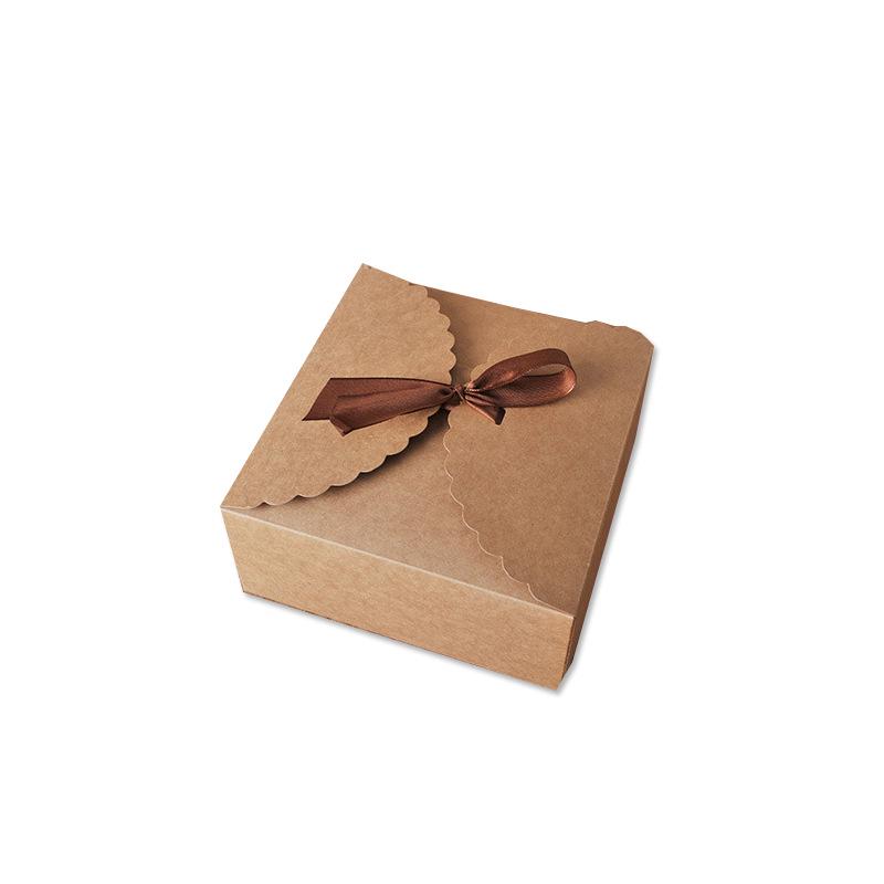 صندوق تغليف كيك ومعجنات مخصص من ورق الكرافت