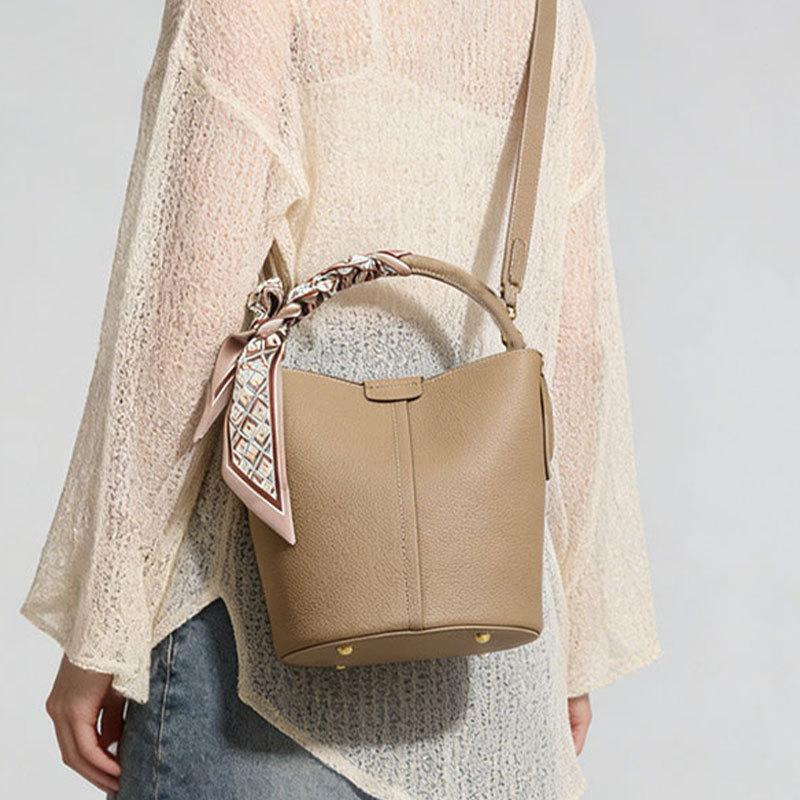 Bucket Bag, Simple Handbag, High-end Feel Bag, Women's Commuting Large Capacity Shoulder Crossbody Bag